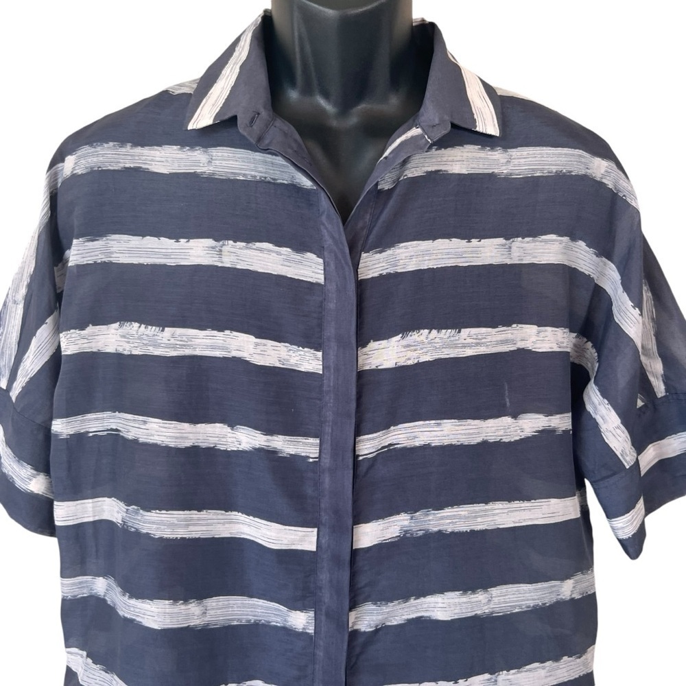 Lafayette 148 Cotton/Silk Blend Gray and White Striped Hi Low Blouse - Picture 2 of 12